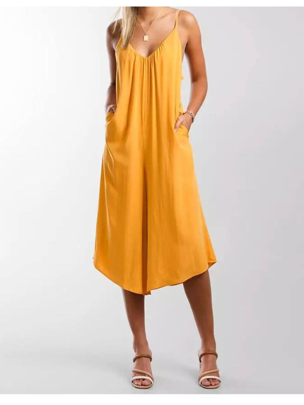 Daytrip BKE Flowy Wide Leg Cropped Jumpsuit Yellow Boho Resortwear Medium New